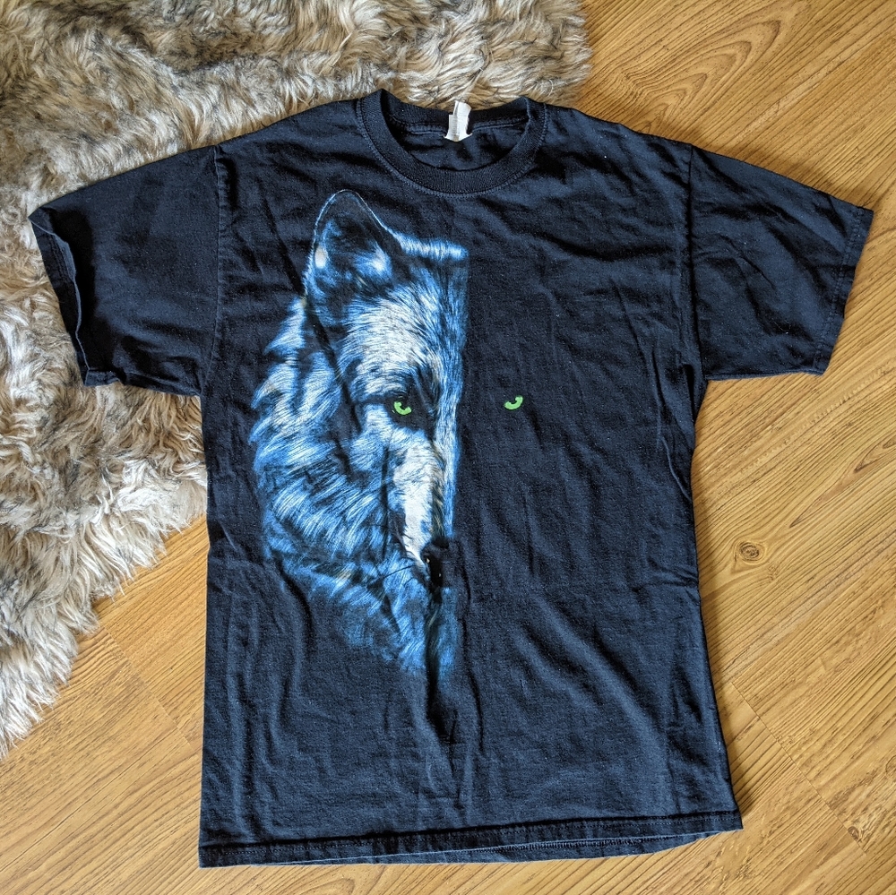 Vintage Wolf Tee